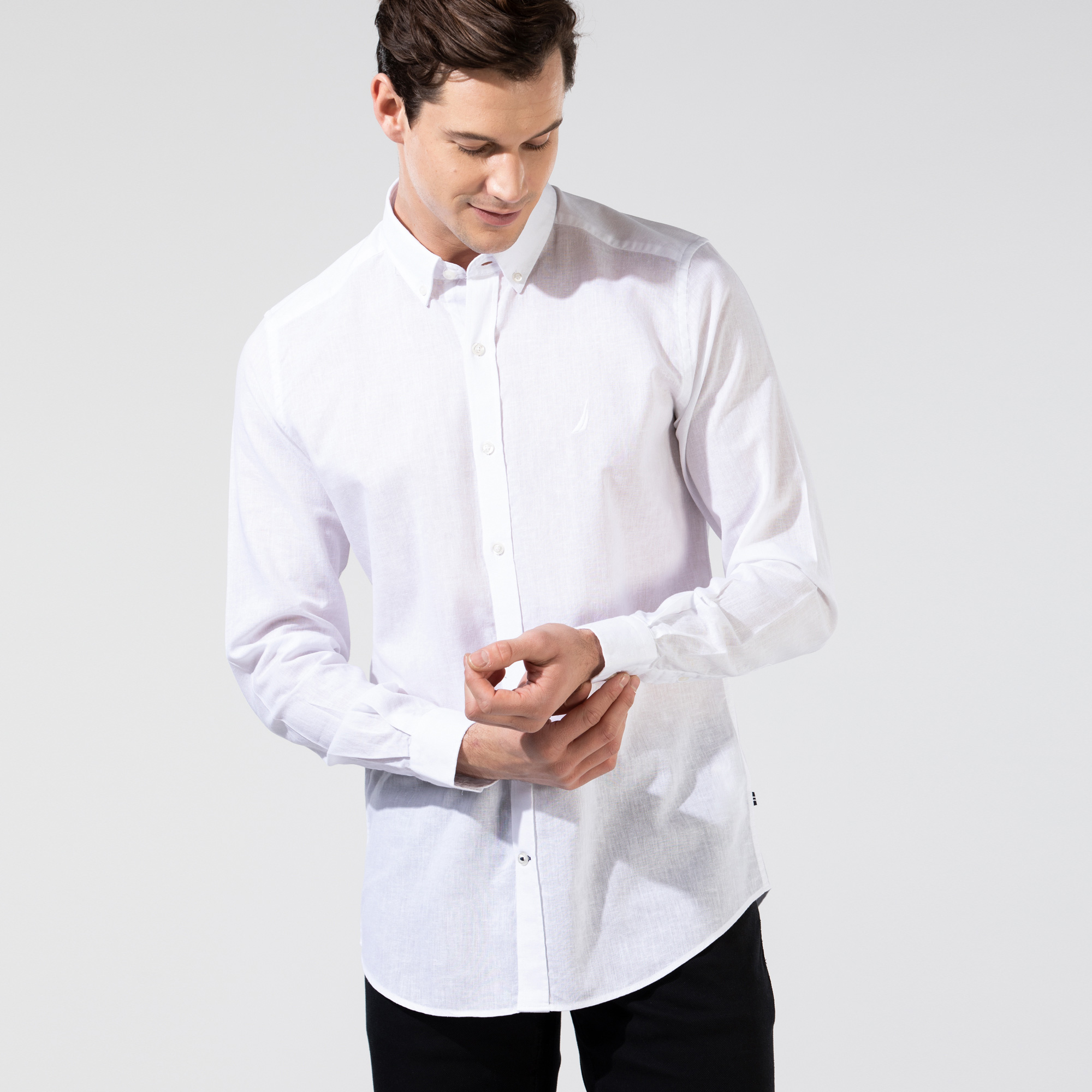  Nautica Erkek Beyaz Slim Fit Gömlek