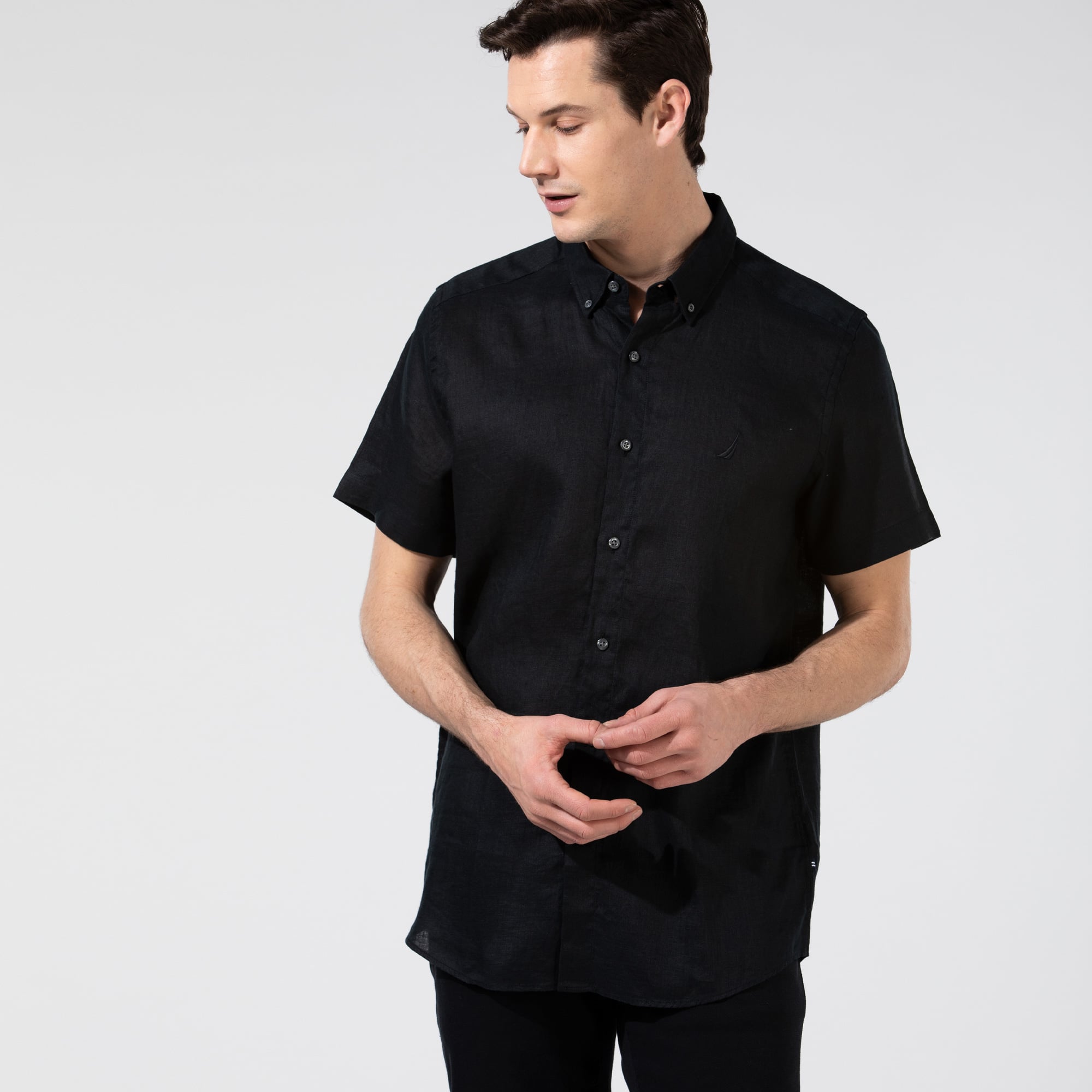  Nautica Erkek Siyah Classic Fit Keten Gömlek