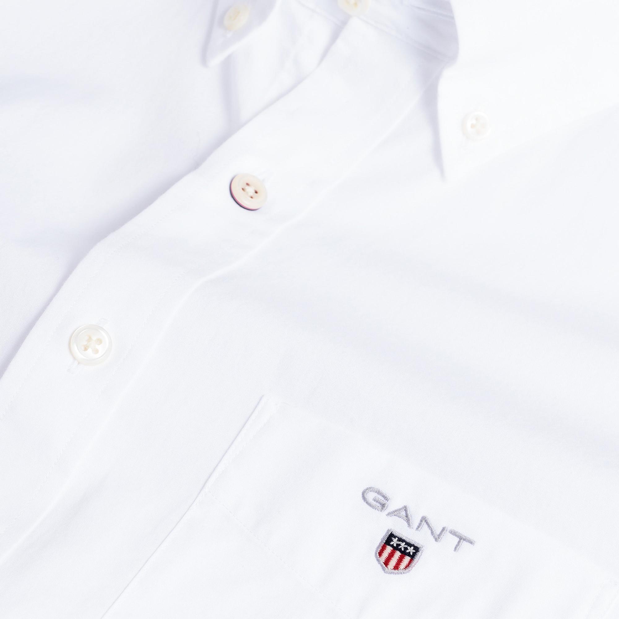 GANT Erkek Beyaz Regular Fit Düğmeli Yaka Broadcloth Gömlek