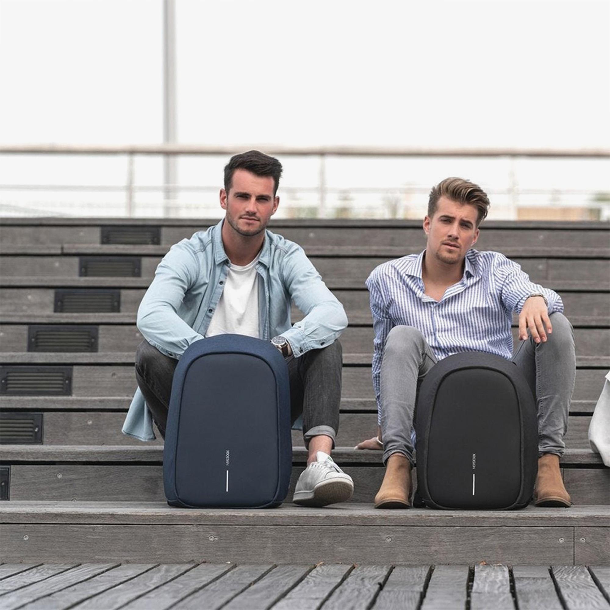 XD Design Bobby Hero Regular Unisex Siyah Sırt Çantası