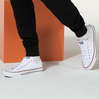  Converse Chuck Taylor All Star Unisex Beyaz Sneaker