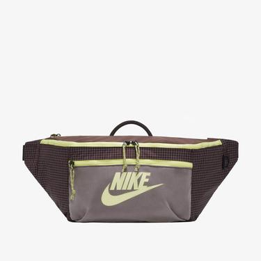  Nike Tech Unisex Kahverengi Bel Çantası