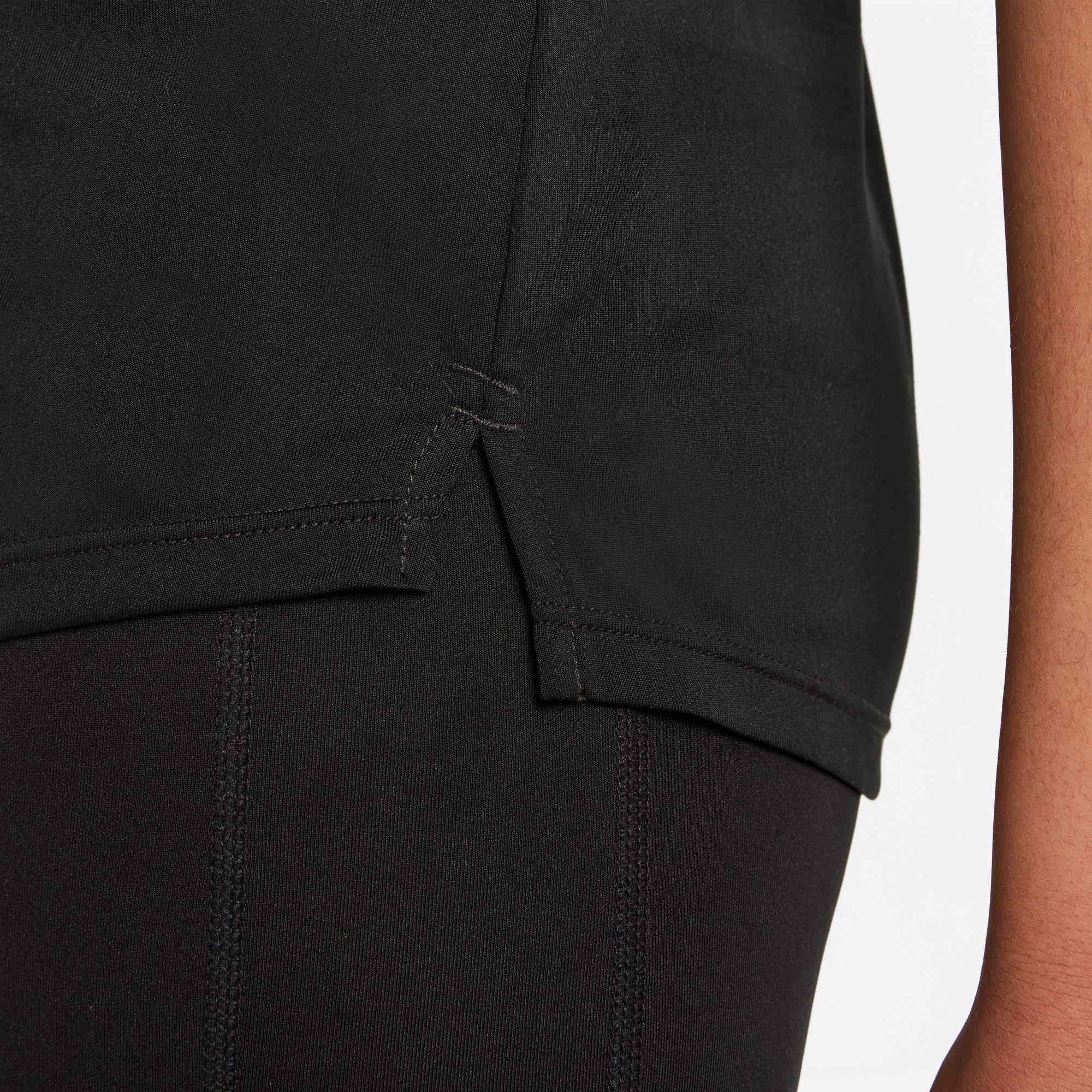 Nike Çocuk Siyah T-Shirt