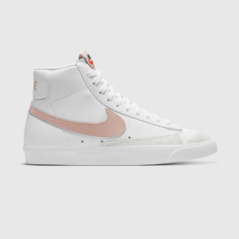  Nike Blazer Mid '77 Kadın Beyaz Spor Ayakkabı