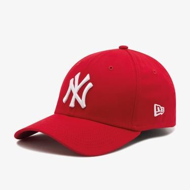  New Era New York Yankees Essential 39THIRTY Unisex Kırmızı Şapka