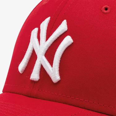  New Era New York Yankees Essential 39THIRTY Unisex Kırmızı Şapka