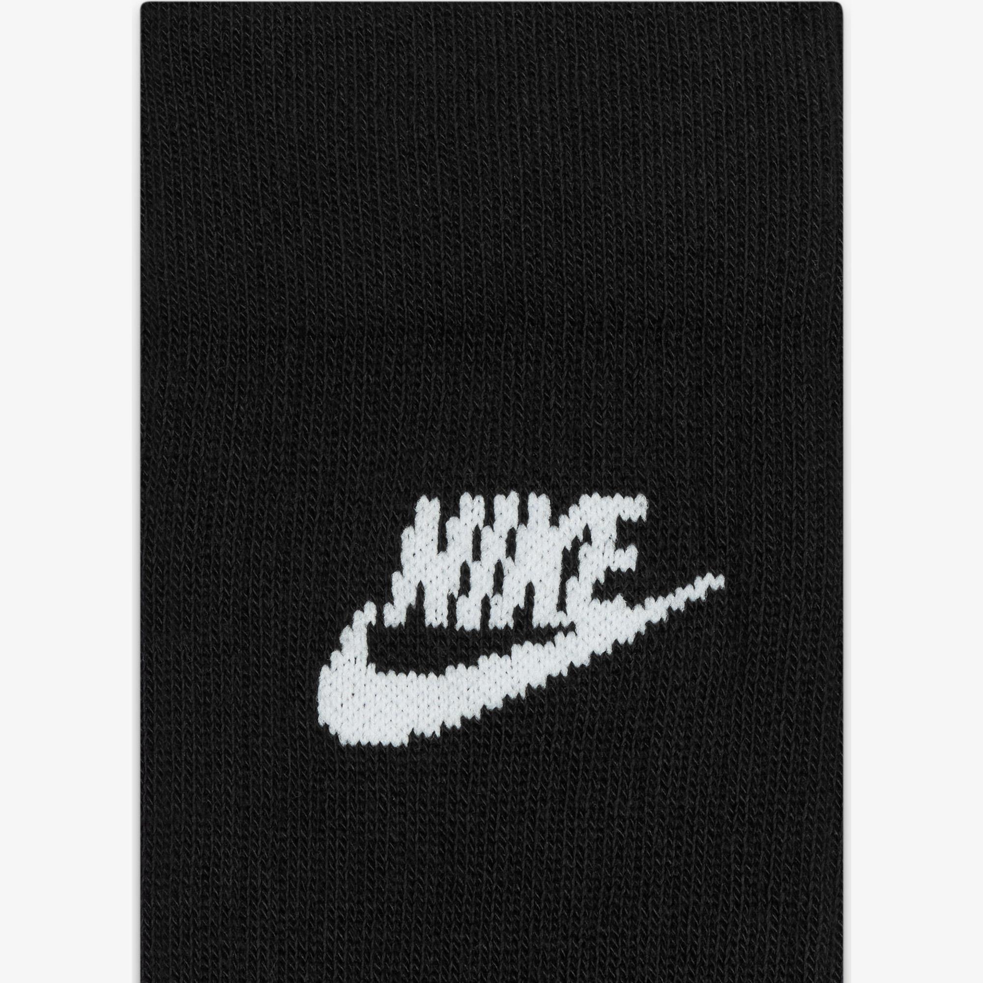 Nike Sportswear Everyday Essential Cr 3'lü Unisex Siyah Çorap