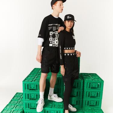  Lacoste L!VE x Minecraft Unisex Regular Fit Baskılı Siyah Şort