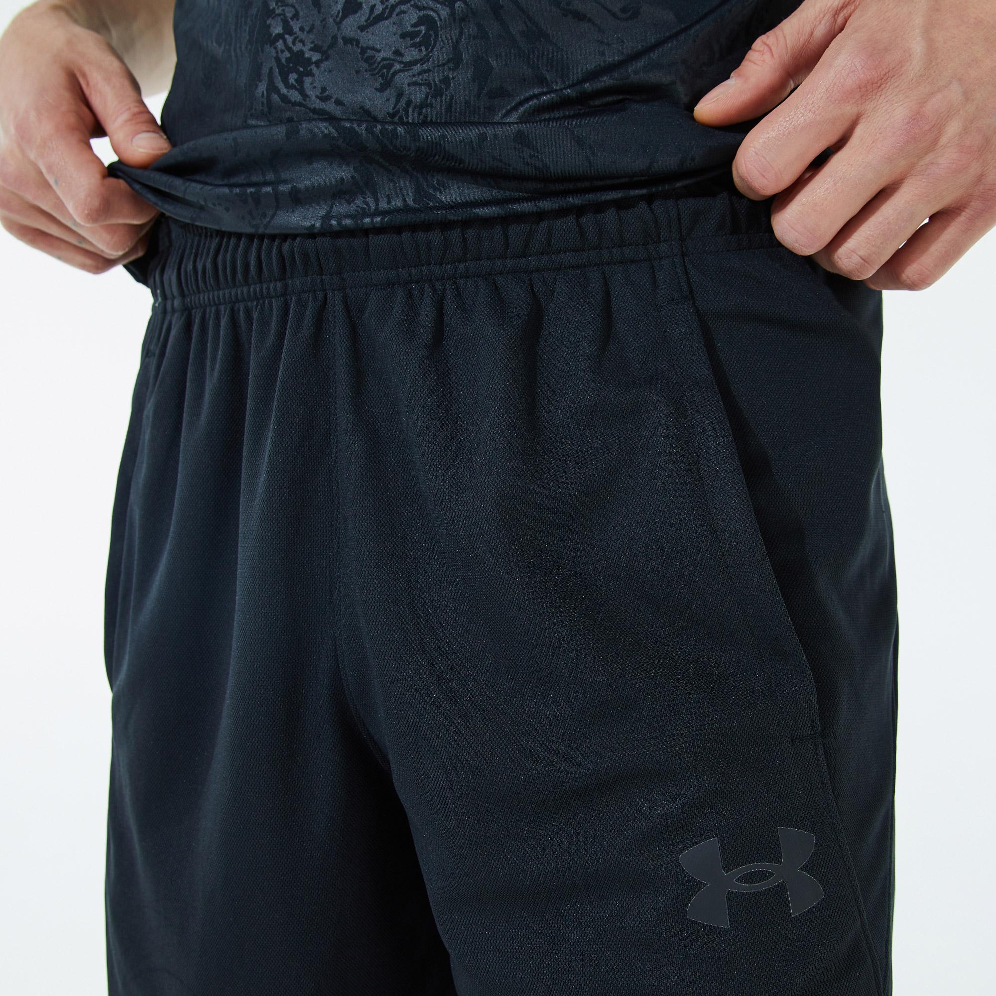 Under Armour Baseline Erkek Siyah Şort
