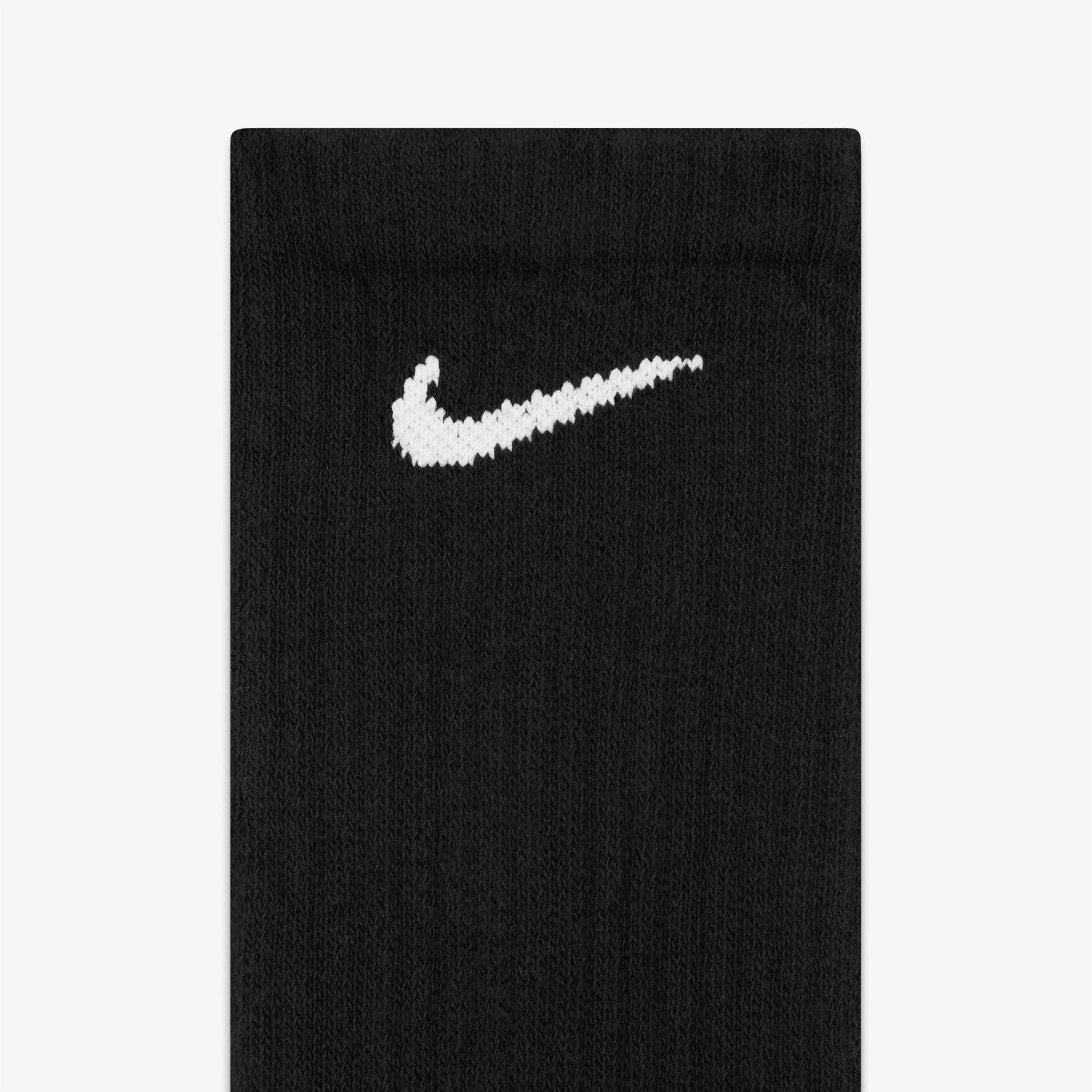 Nike Everyday Cush Crew 6' lı Unisex Siyah Çorap
