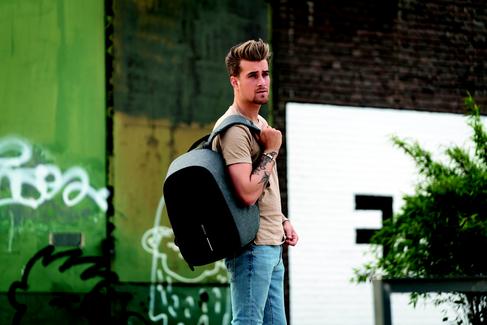  XD Design Bobby Hero Regular Unisex Gri Sırt Çantası