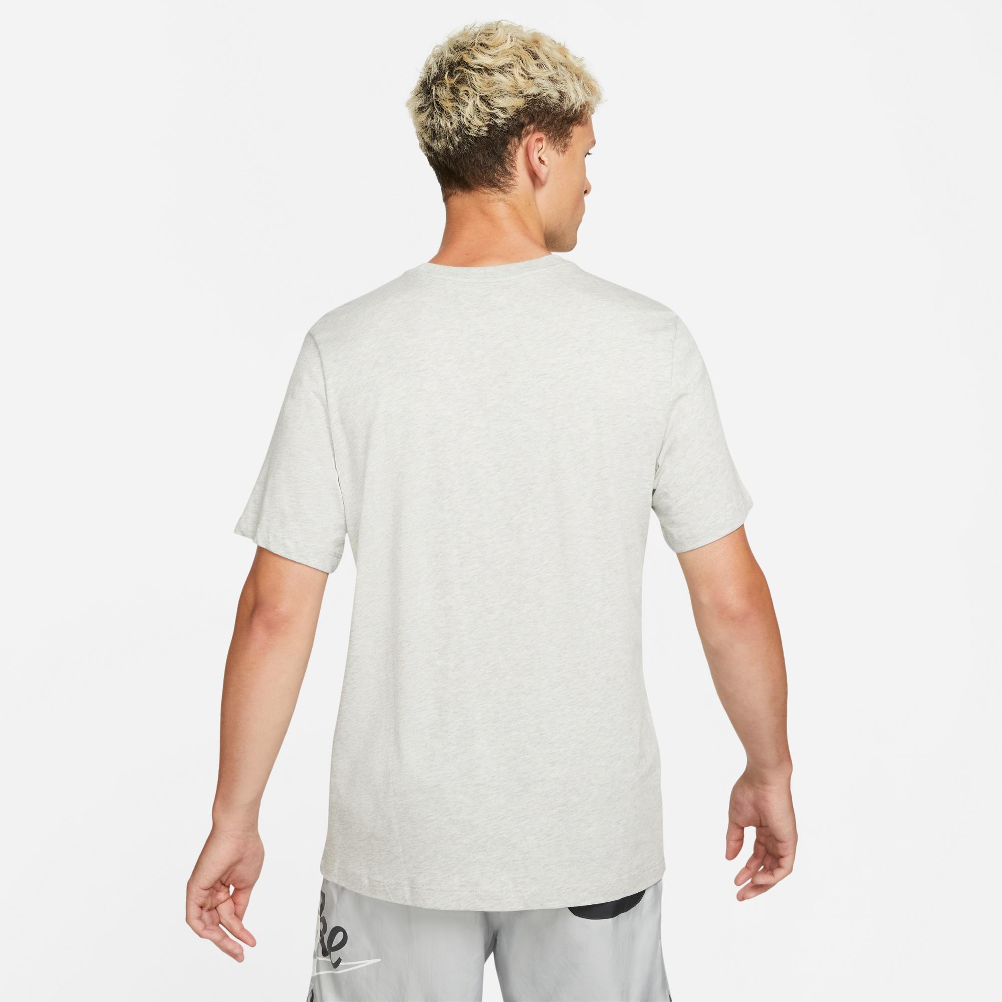 Nike Sportswear Sustainability Erkek Gri T-Shirt