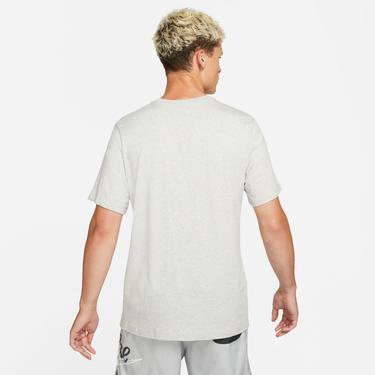  Nike Sportswear Sustainability Erkek Gri T-Shirt