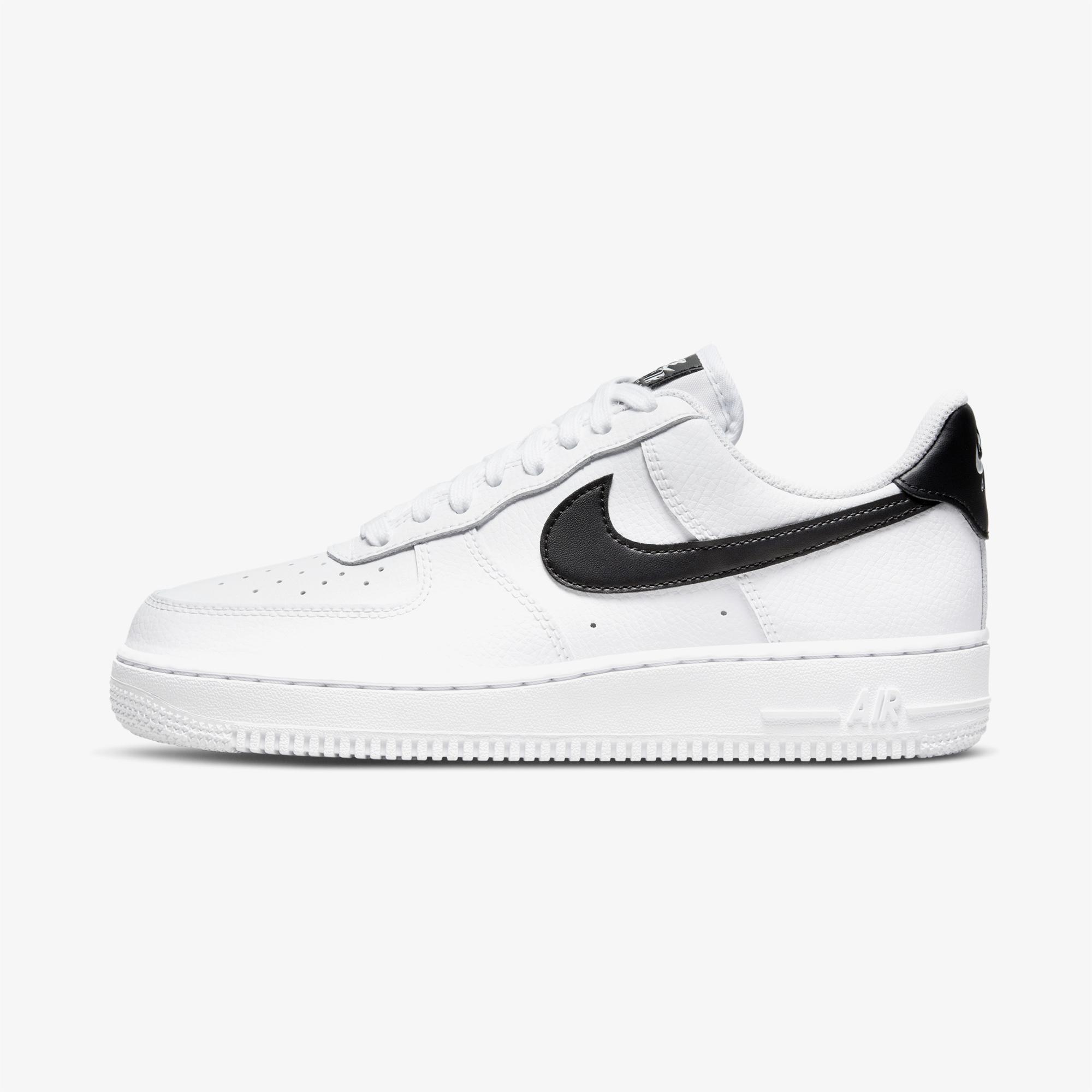 Nike Air Force 1 '07 Kadın Beyaz Spor Ayakkabı