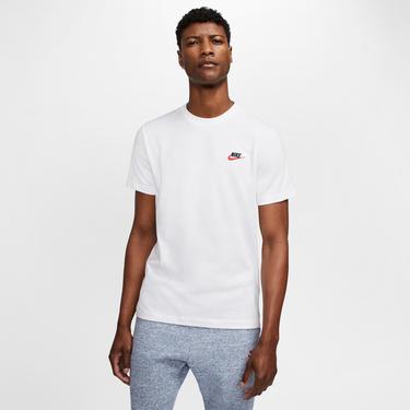  Nike Sportswear Club Erkek Beyaz T-Shirt