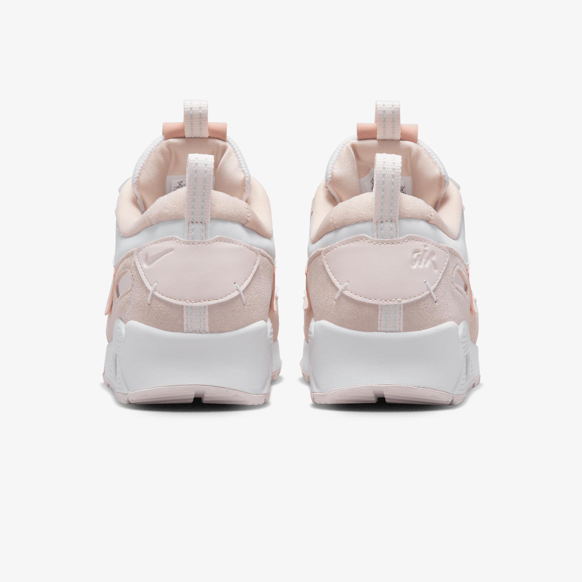 Nike Air Max 90 Futura Kadın Beyaz Spor Ayakkabı