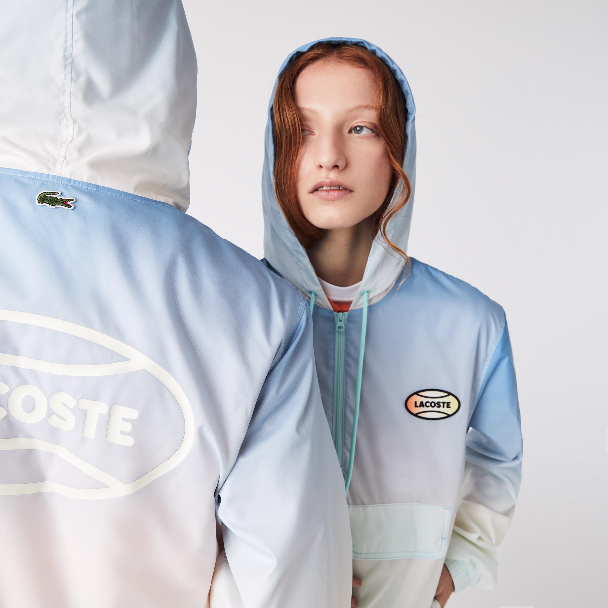Lacoste L!VE Unisex Kapüşonlu Baskılı Mavi Ceket