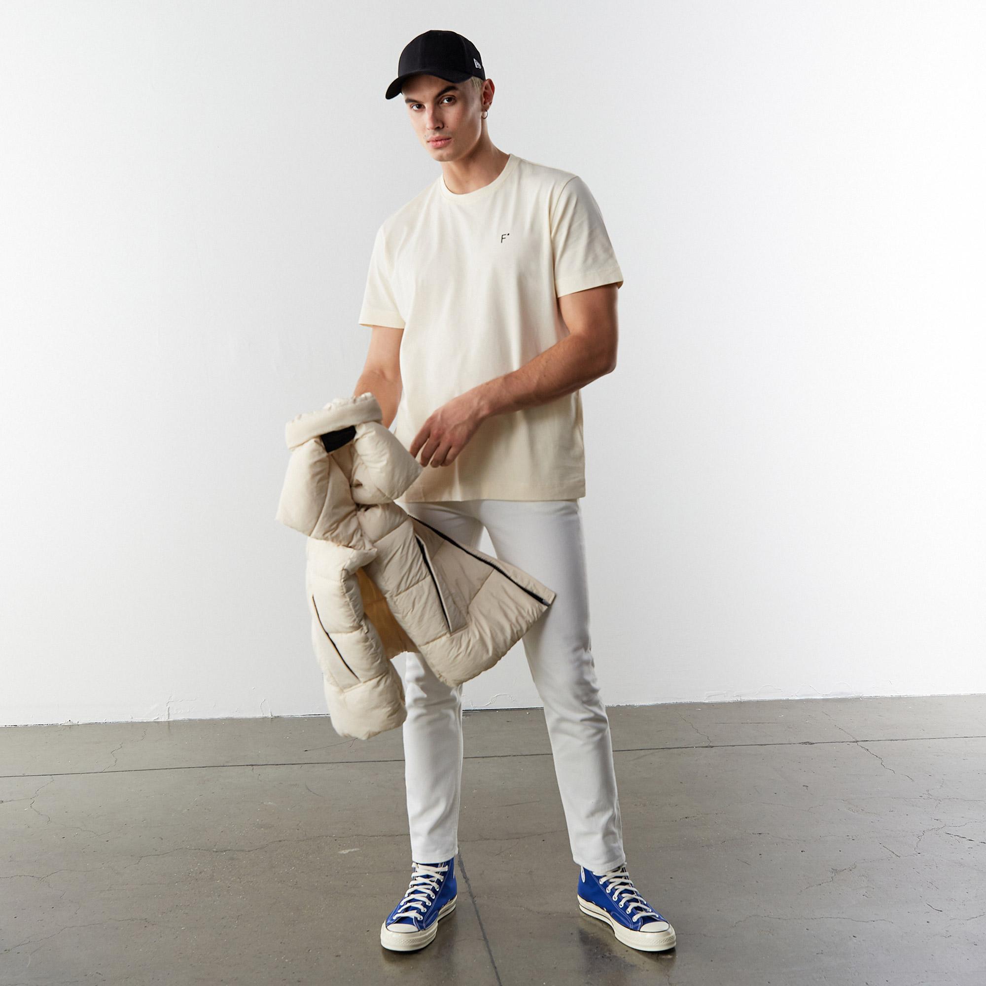 FashFed Unisex Bej T-Shirt