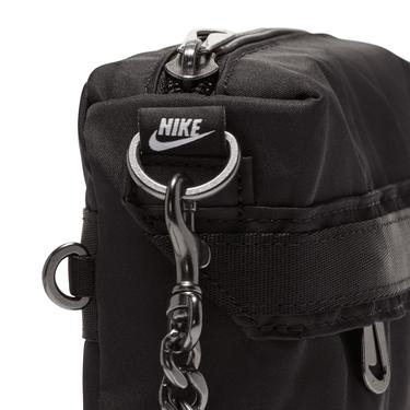  Nike Sportswear Futura Luxe Crossbody Kadın Siyah Omuz Çantası