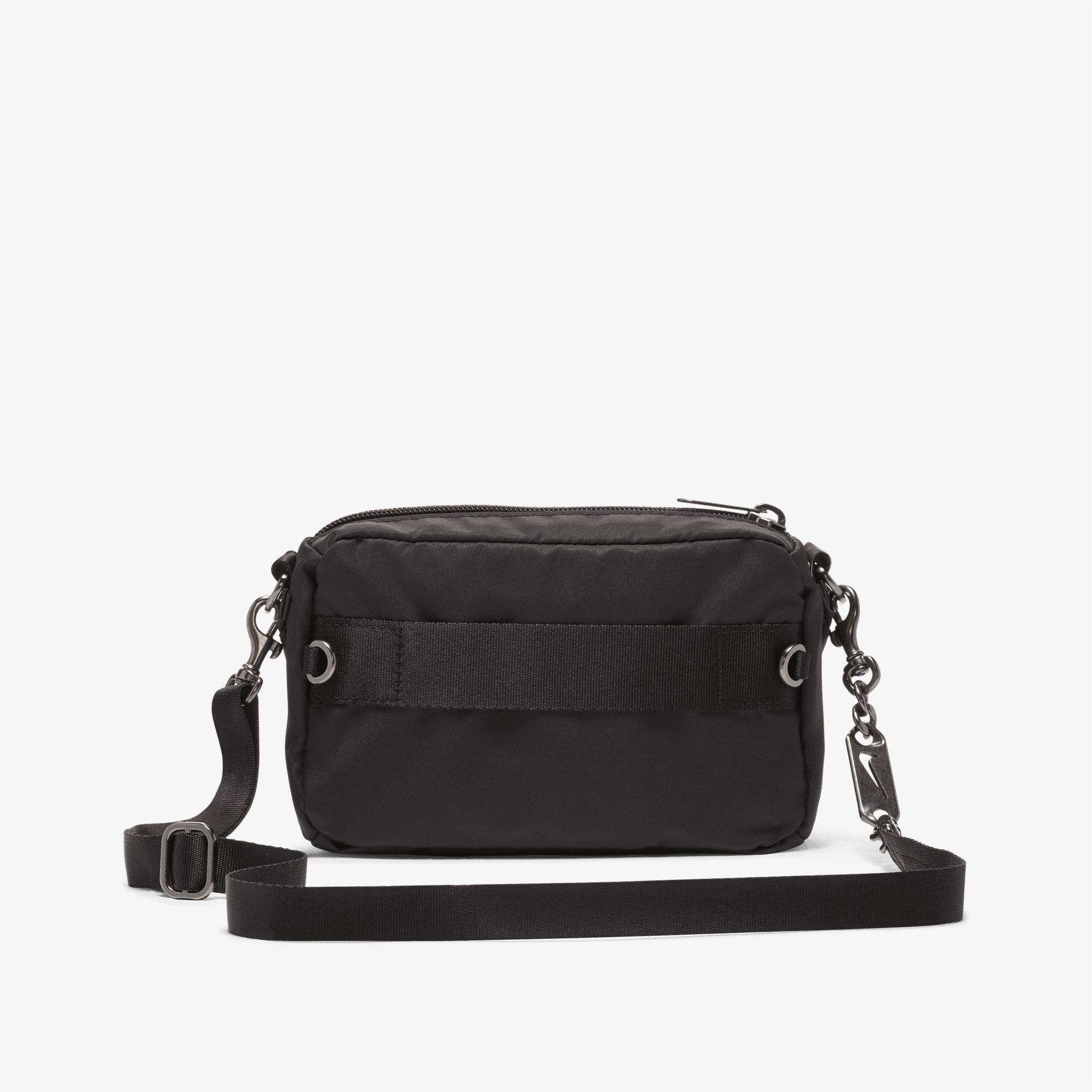 Nike Sportswear Futura Luxe Crossbody Kadın Siyah Omuz Çantası