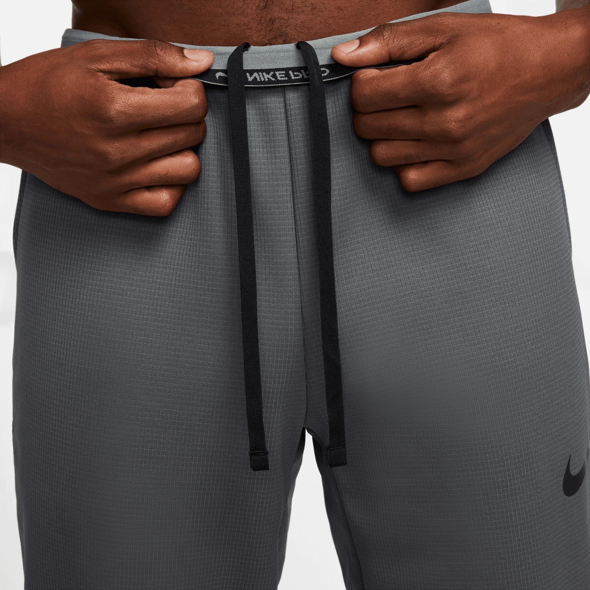 Nike Pro Therma-FIT Sphere Erkek Gri Eşofman Altı