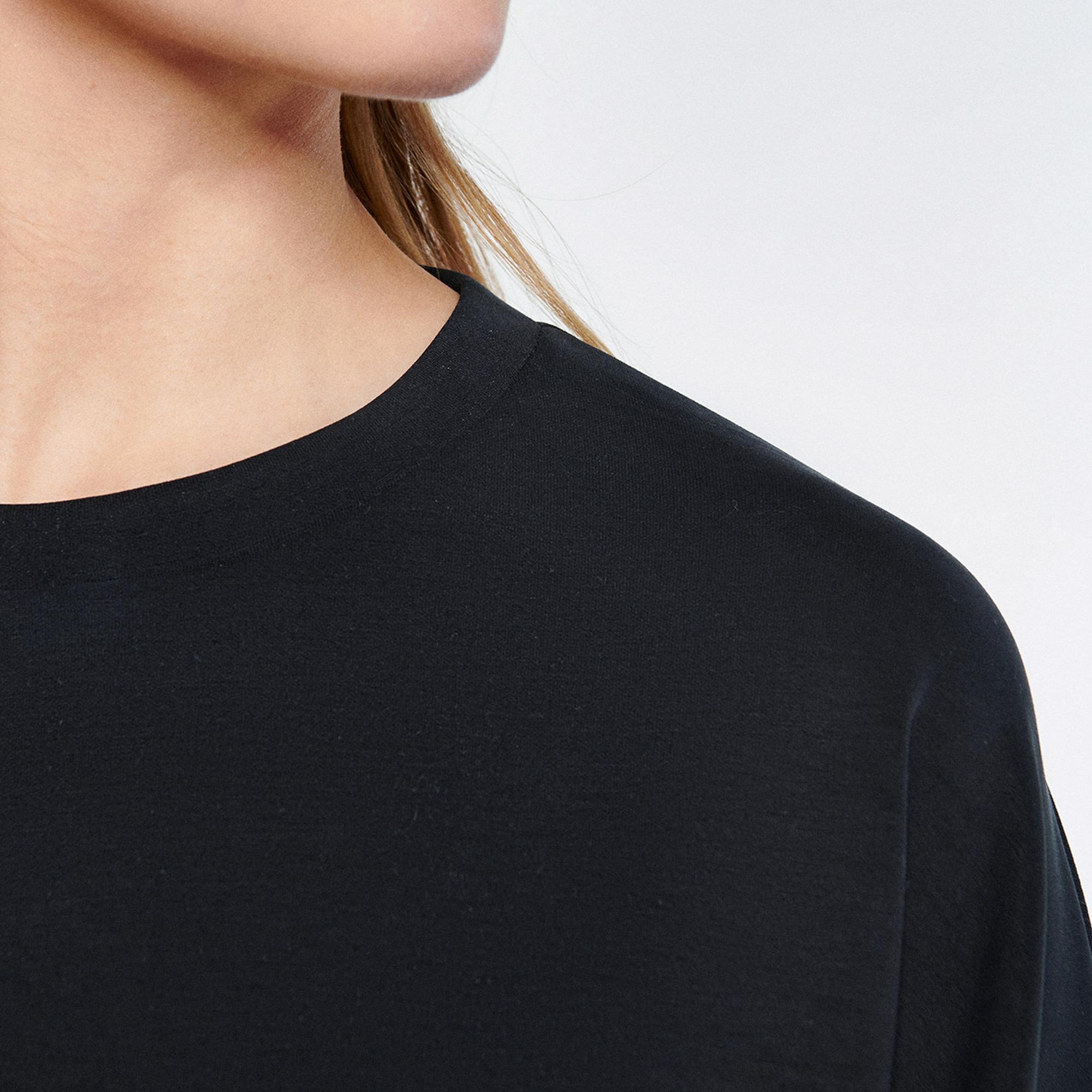 Mavi Lux Touch Siyah Modal Sweatshirt 168837-900