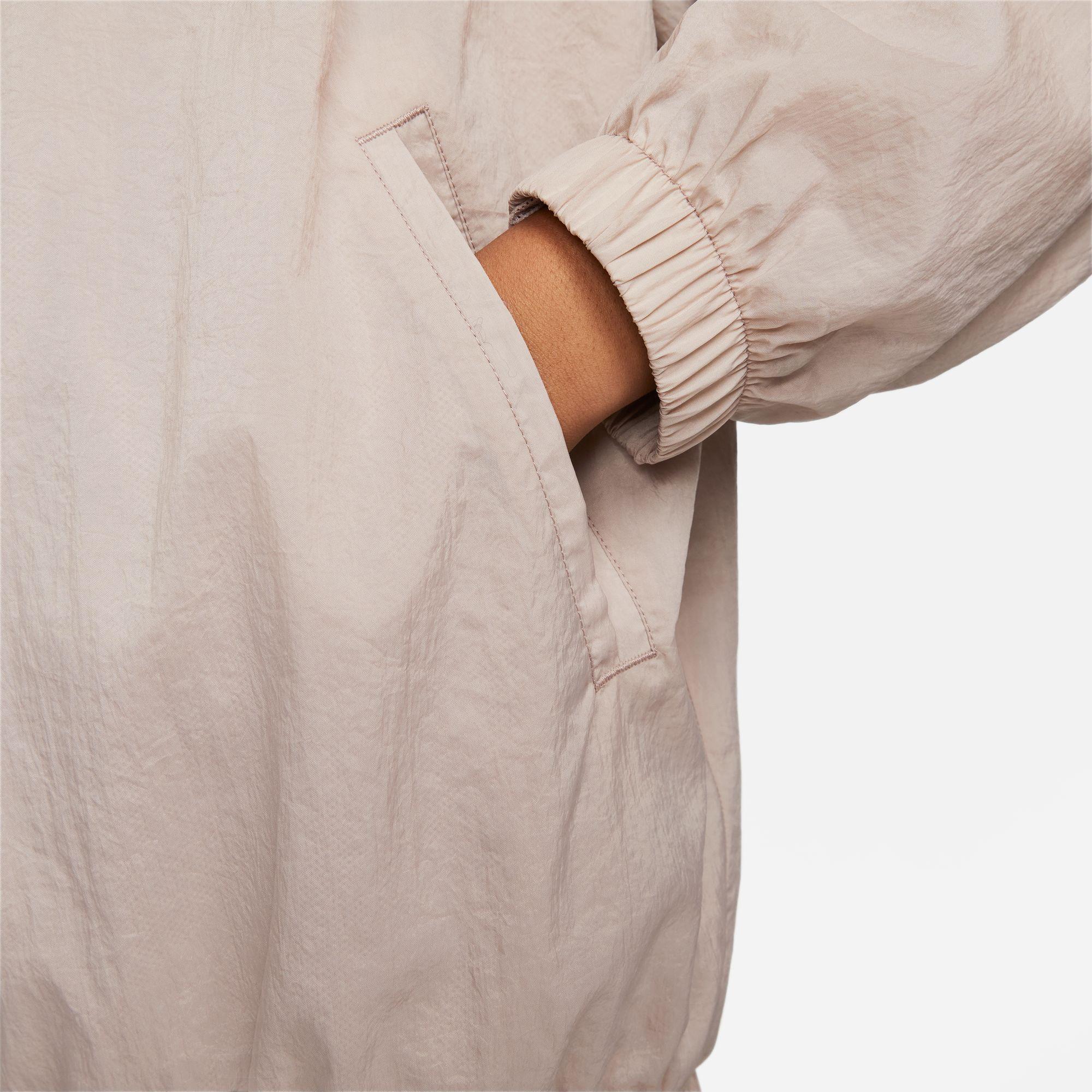 Nike Sportswear Essential Woven Kadın Kahverengi Ceket