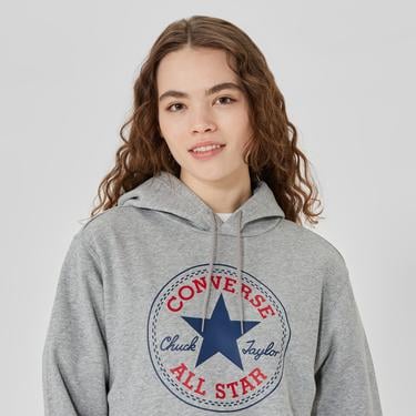  Converse Go-To All Star Patch Standard-Fit Pullover Unisex Gri Hoodie