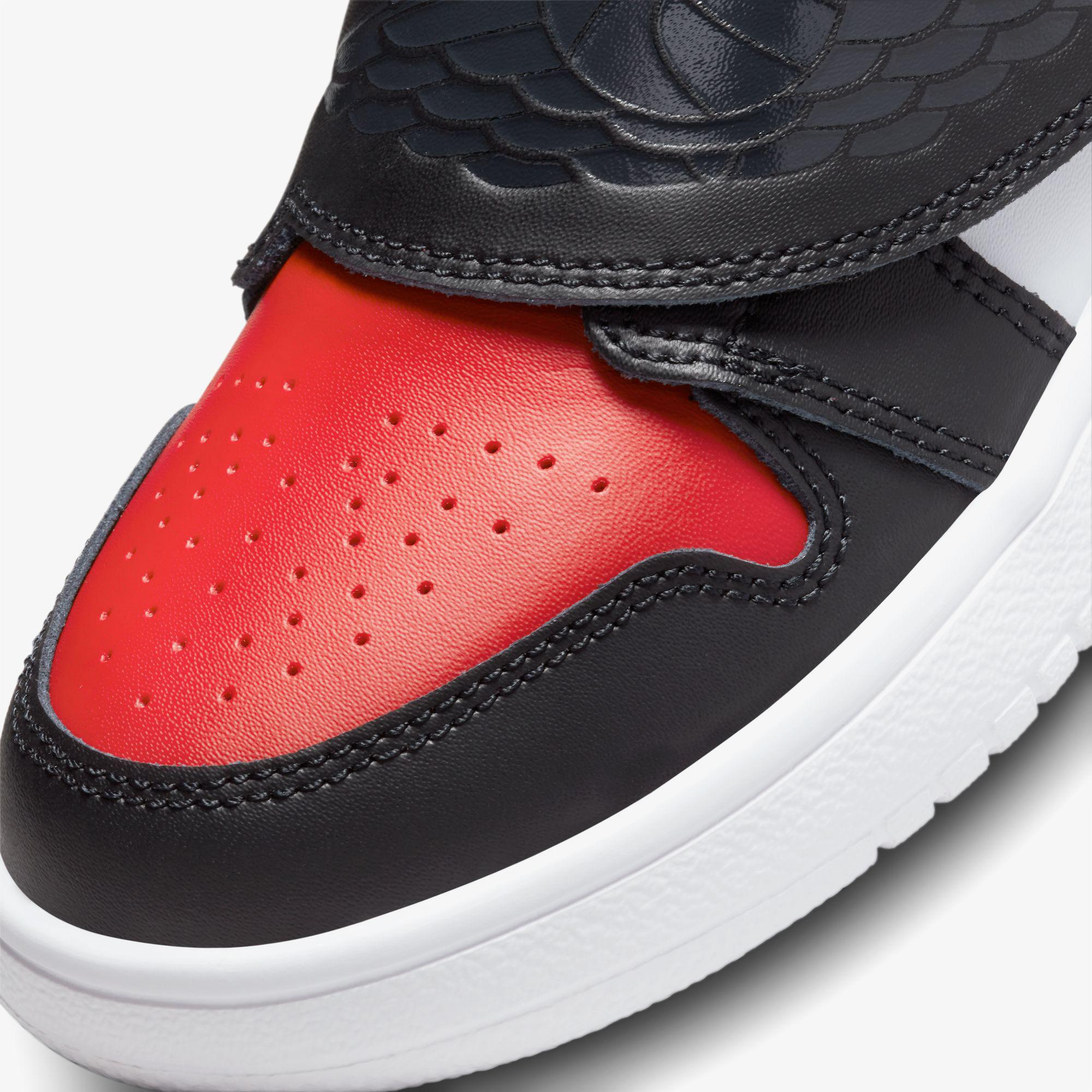 Jordan Sky 1 Çocuk Siyah Spor Ayakkabı