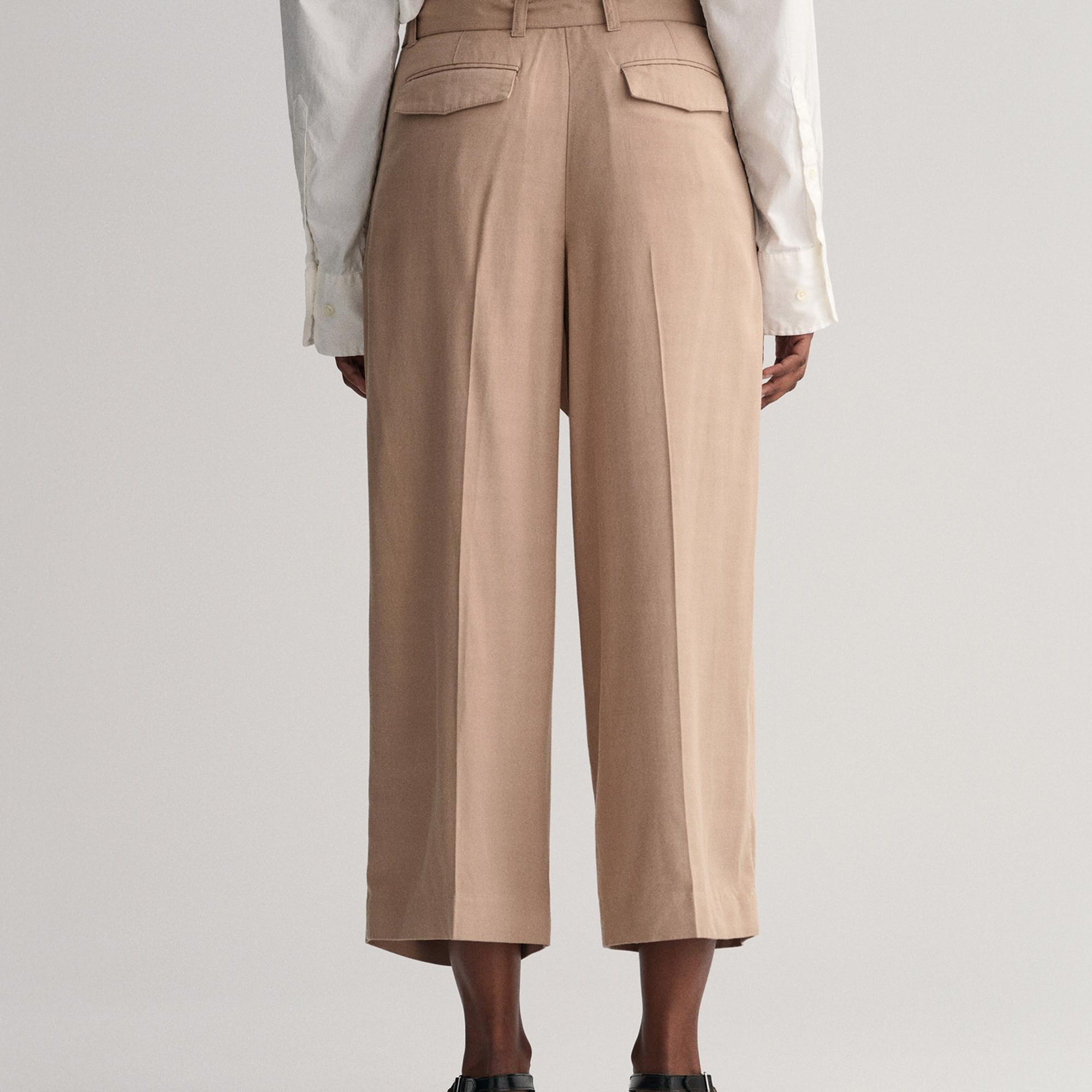 GANT Kadın Bej Relaxed Fit Pantolon