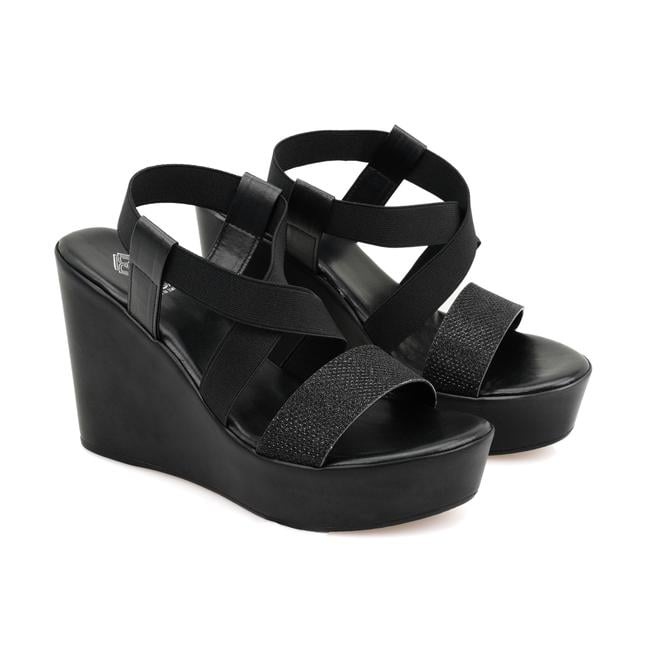  Kadın Siyah Dolgu Topuklu Sandalet