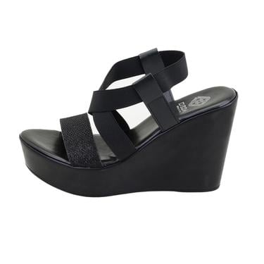  Kadın Siyah Dolgu Topuklu Sandalet