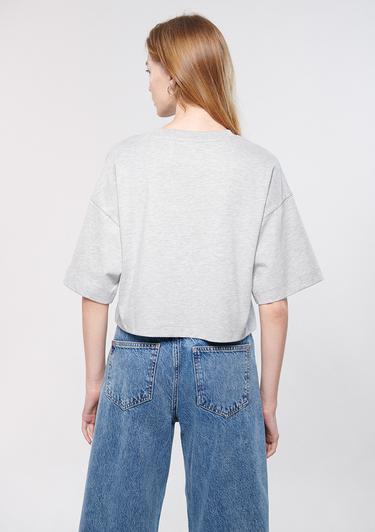  Mavi Mavi Logo Baskılı Gri Tişört Crop / Kısa Kesim 1611585-82816