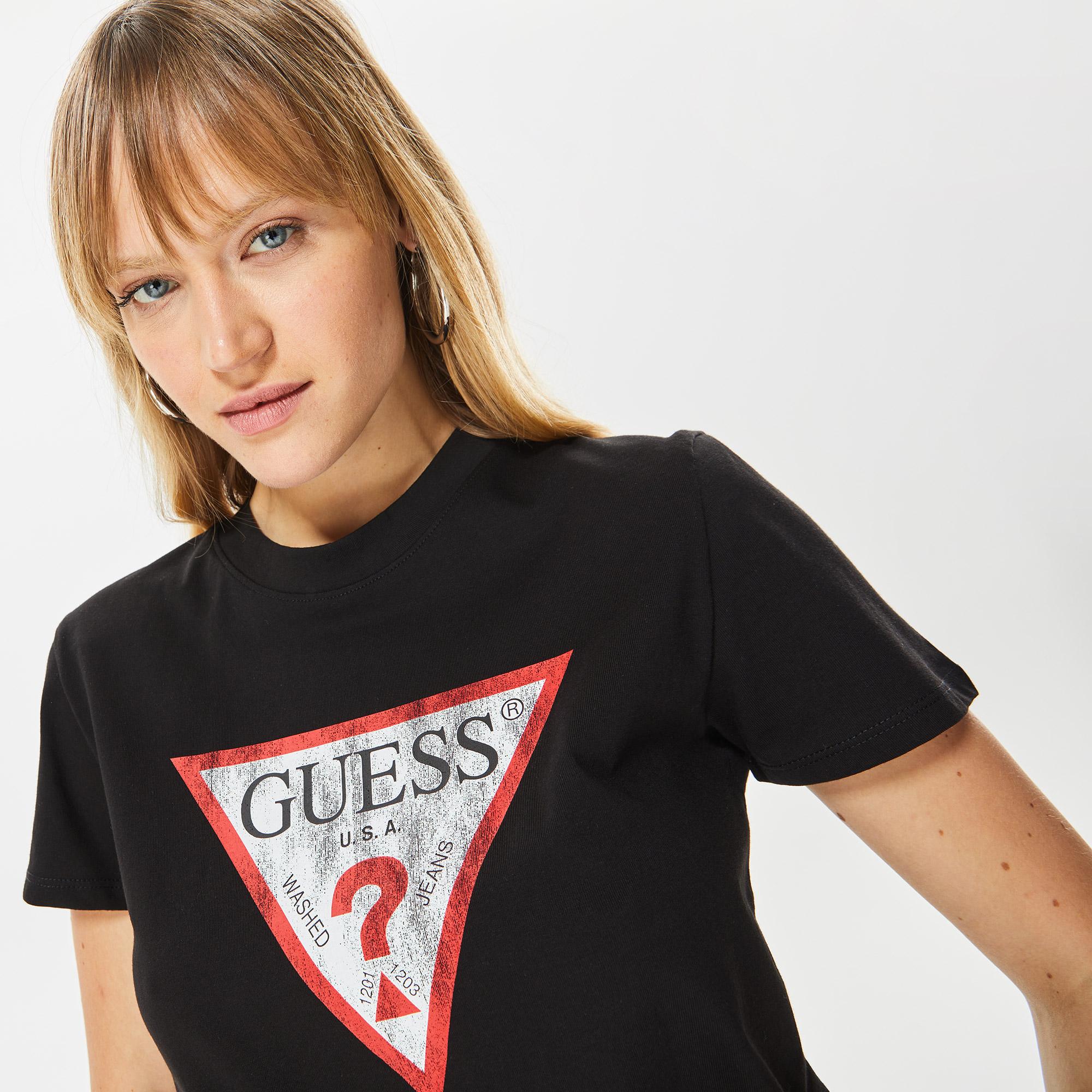 Guess Classic Fit Logo Kadın Siyah T-Shirt