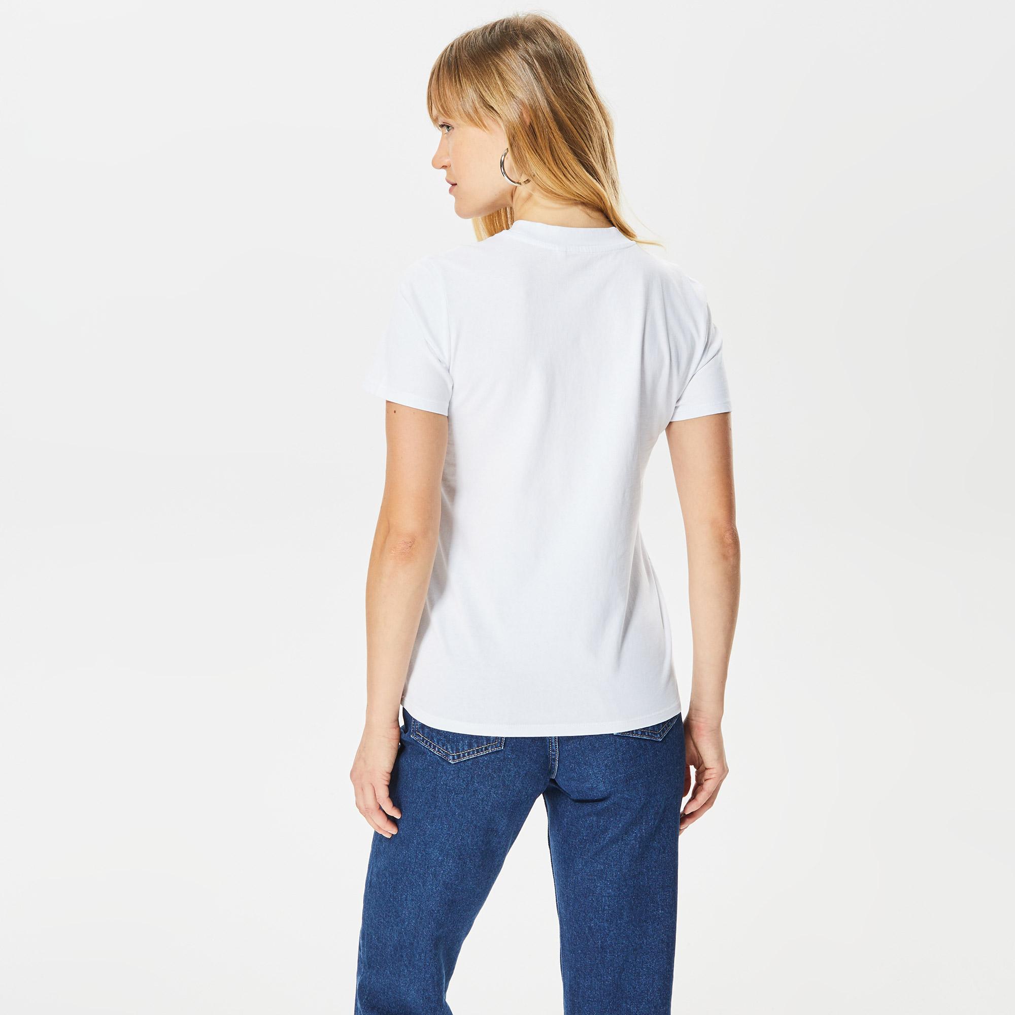 Guess Classic Fit Logo Kadın Beyaz T-Shirt