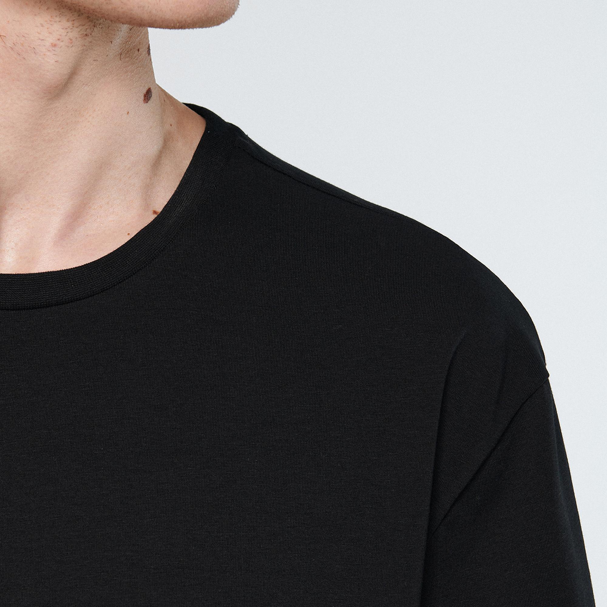 Mavi Bisiklet Yaka Siyah Basic Tişört Loose Fit / Bol Rahat Kesim 0610136-900