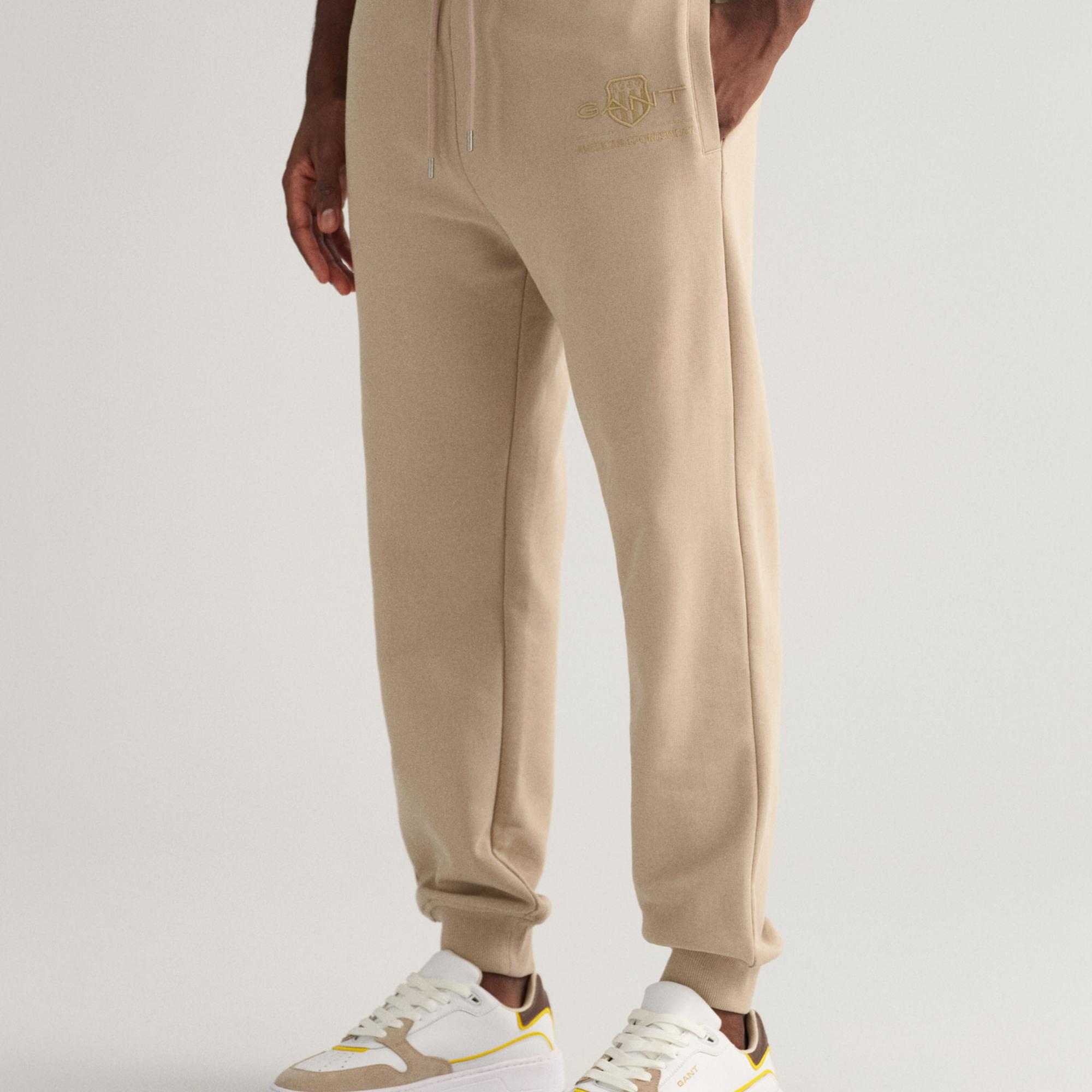 GANT Erkek Bej Regular Fit Logolu Eşofman Altı