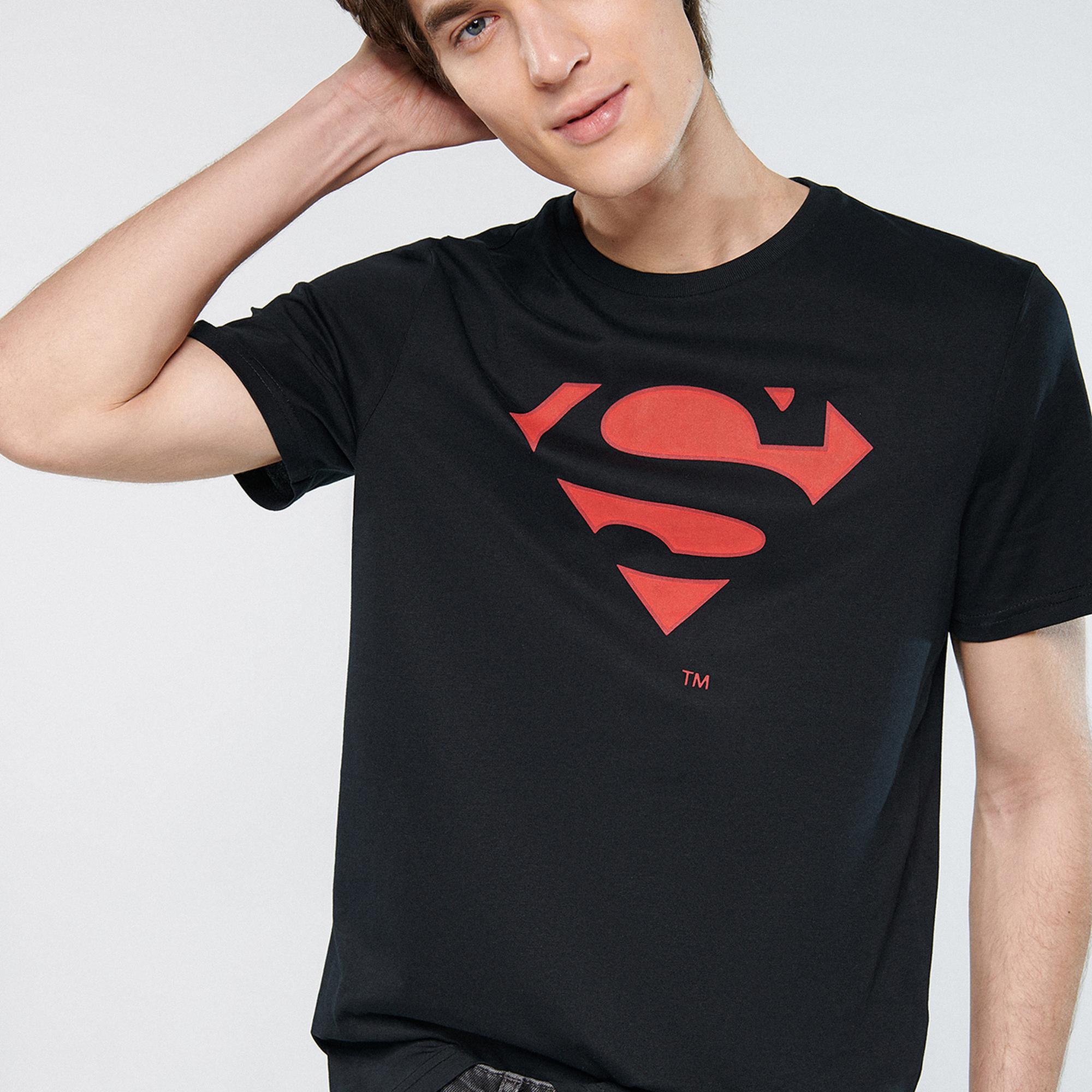 Mavi Superman Baskılı Siyah Tişört Slim Fit / Dar Kesim 066875-900