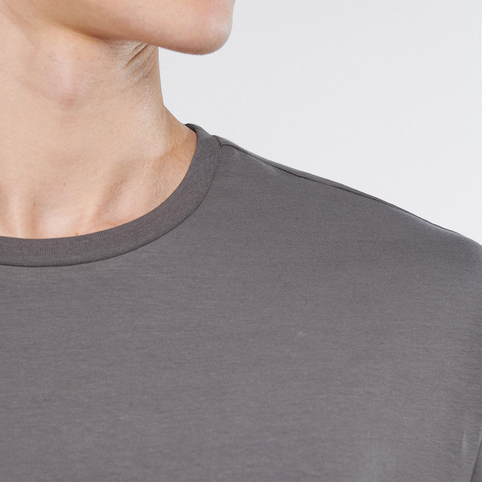 Mavi Bisiklet Yaka Gri Basic Tişört Loose Fit / Bol Rahat Kesim 0610136-80618