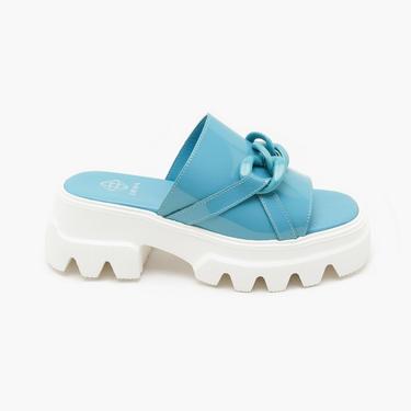  Kadın Mavi Zincir Detaylı Deri Terlik