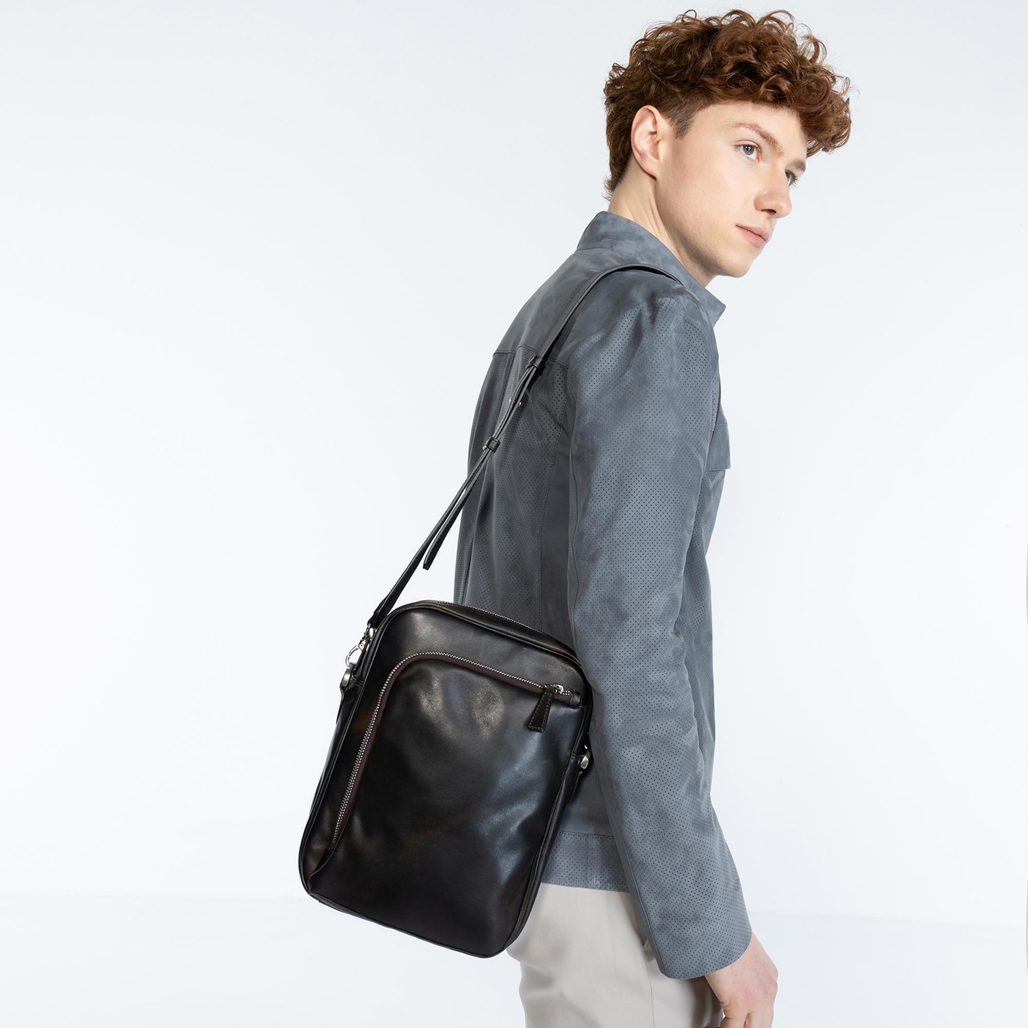 Burg Siyah Erkek Deri Postacı Çantası