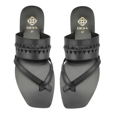  Kadın Siyah Parmak Arası Deri Terlik