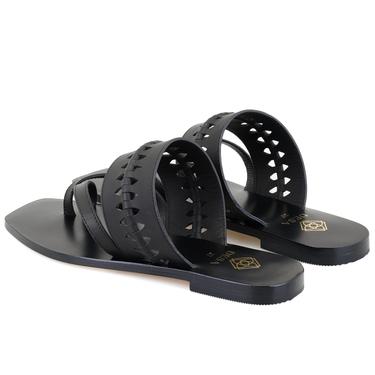  Kadın Siyah Parmak Arası Deri Terlik