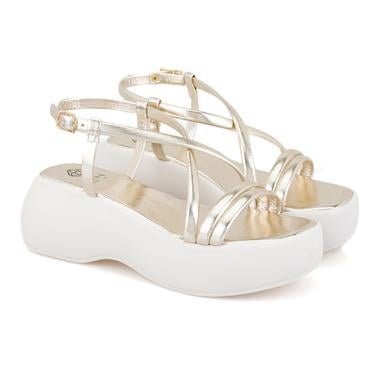  Kadın Altın Dolgu Tabanlı Sandalet