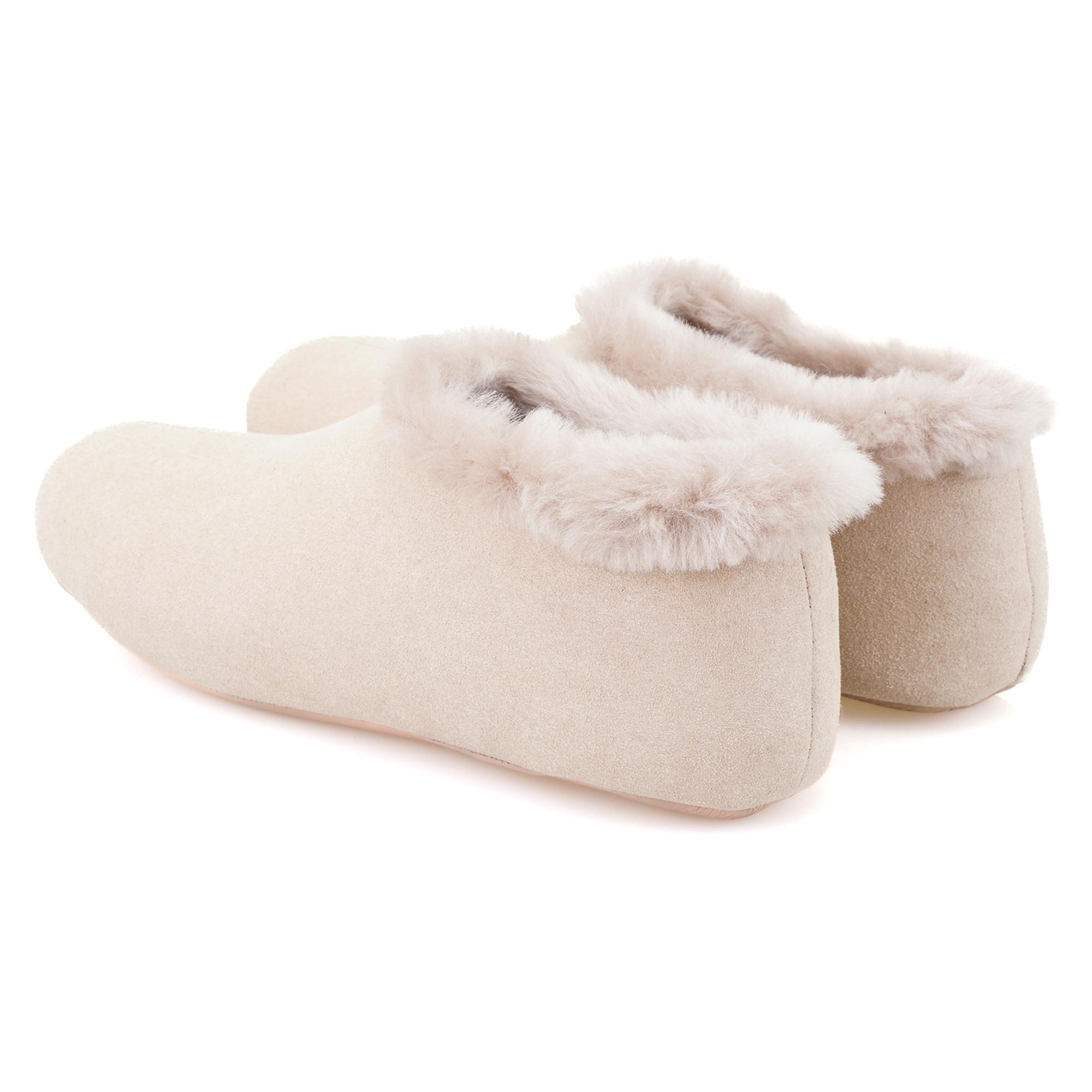 Bej Kadın Fluffy Yünlü Patik