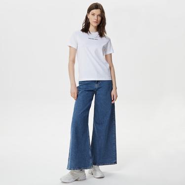  Calvin Klein Institutional Straight Beyaz Kadın T-Shirt