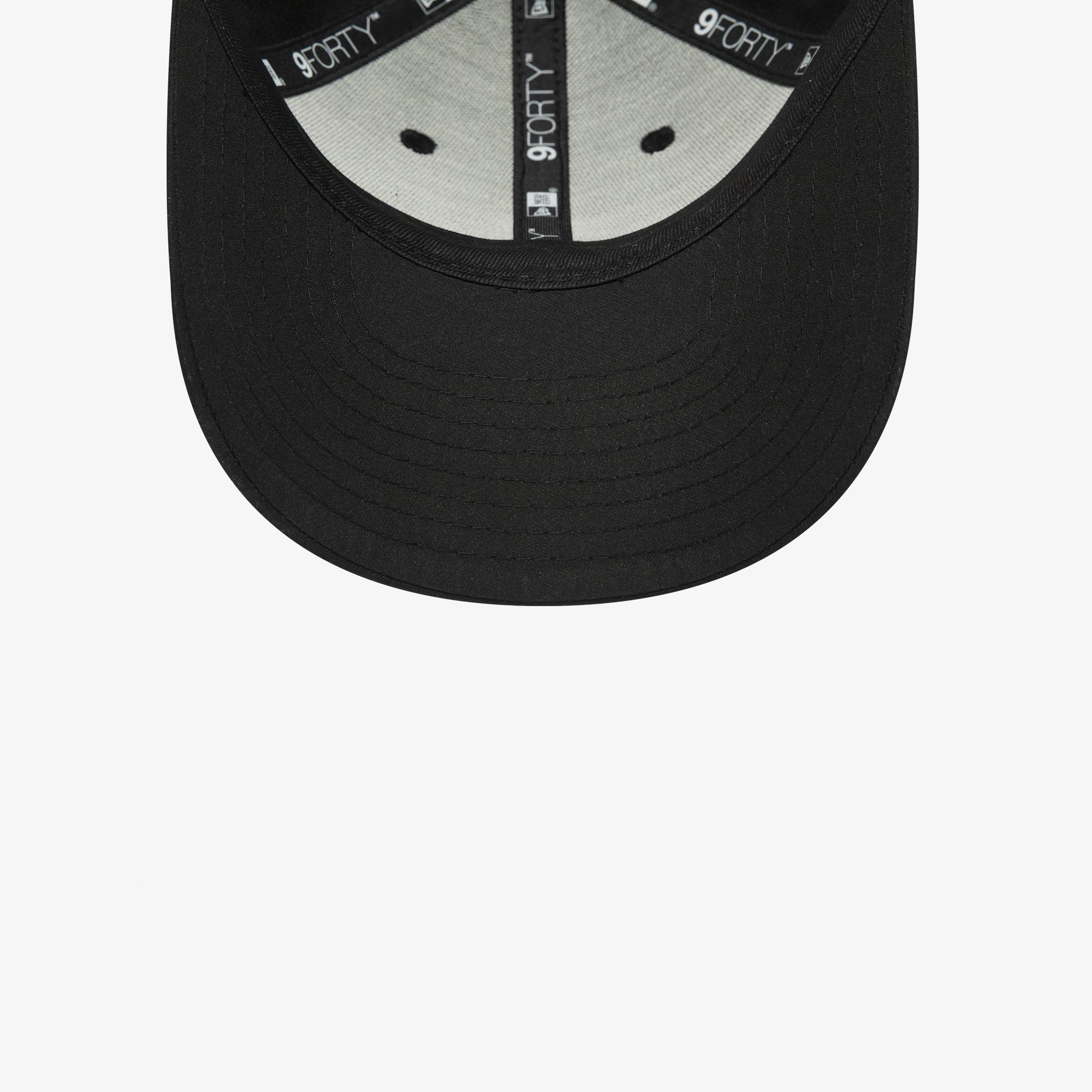 New Era 940 Çocuk Siyah Şapka