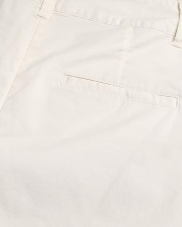  GANT Kadın Krem Slim Fit Şort