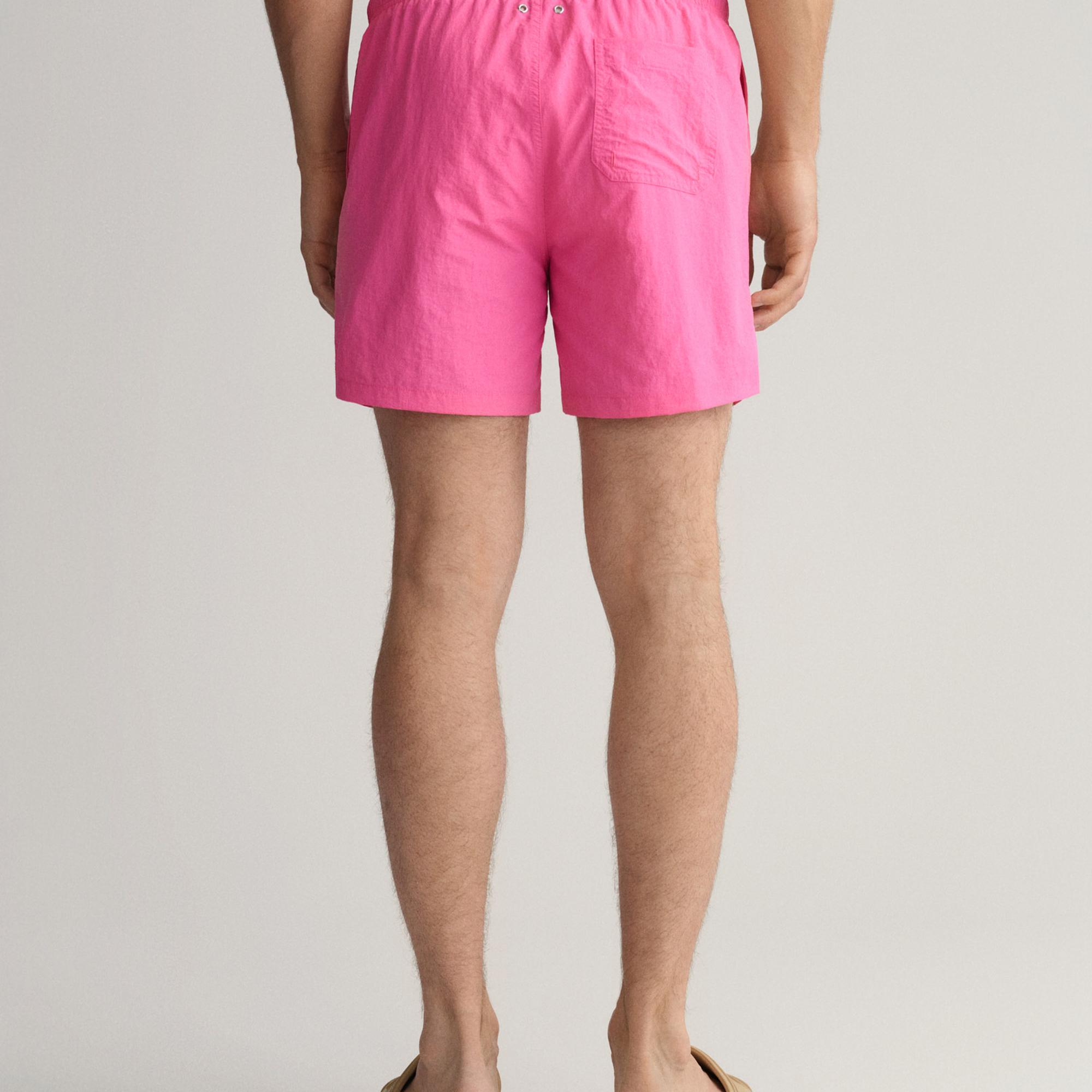 GANT Erkek Pembe Classic Fit Mayo Şort