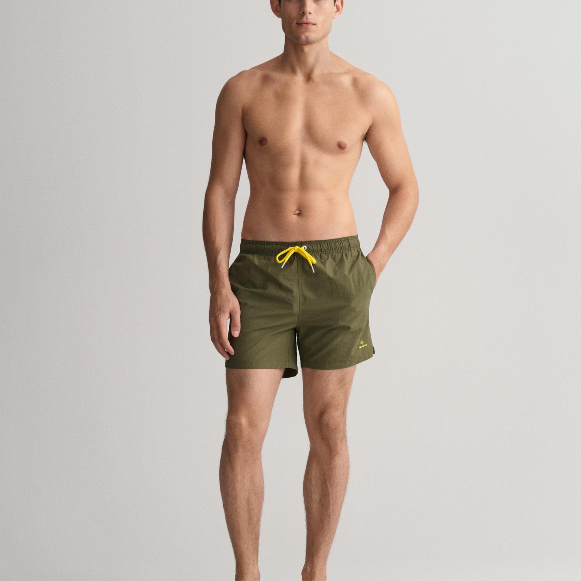 GANT Erkek Yeşil Classic Fit Mayo Şort